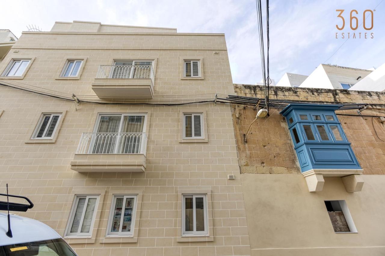 A Lovely 1Br Home With Balcony Just Off The Coast By 360 Estates Saint Julian's Exterior foto
