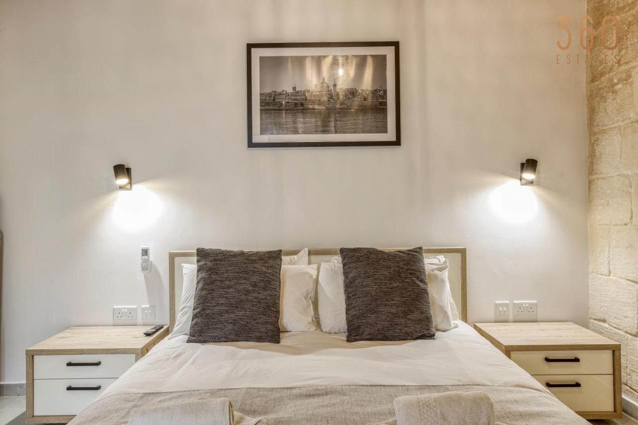 A Lovely 1Br Home With Balcony Just Off The Coast By 360 Estates Saint Julian's Exterior foto