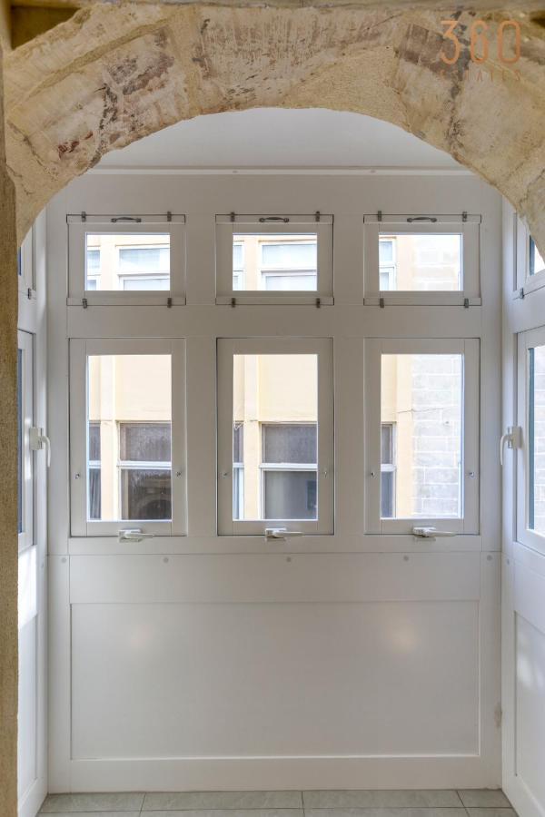 A Lovely 1Br Home With Balcony Just Off The Coast By 360 Estates Saint Julian's Exterior foto