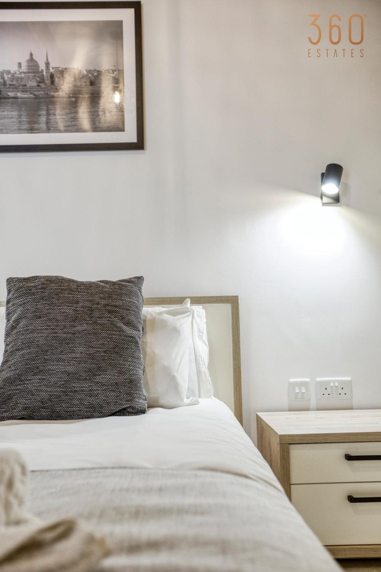 A Lovely 1Br Home With Balcony Just Off The Coast By 360 Estates Saint Julian's Exterior foto